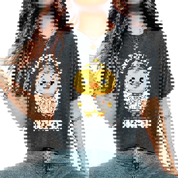 Trust Me I'm A Ducktor Duck Nurse 小児科医 レディースオーバーサイズコンフォートTシャツ