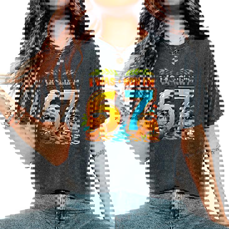 I Was 6 Now I'm 7 Birthday 67 Meme Capybara キッズ 男の子 女の子 レディースオーバーサイズコンフォートTシャツ