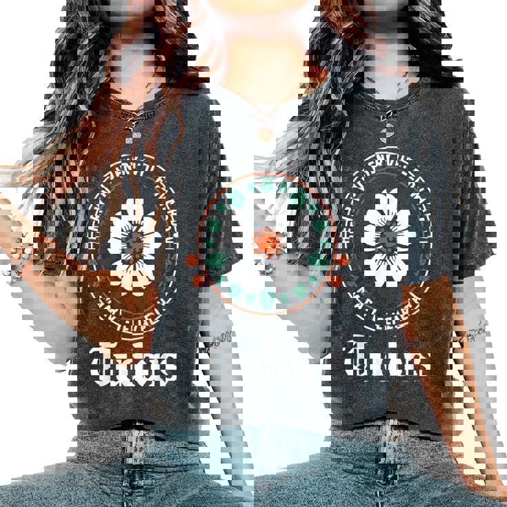 Tudor Kings、Queens Monarchs Of English History Rose レディースオーバーサイズコンフォートTシャツ