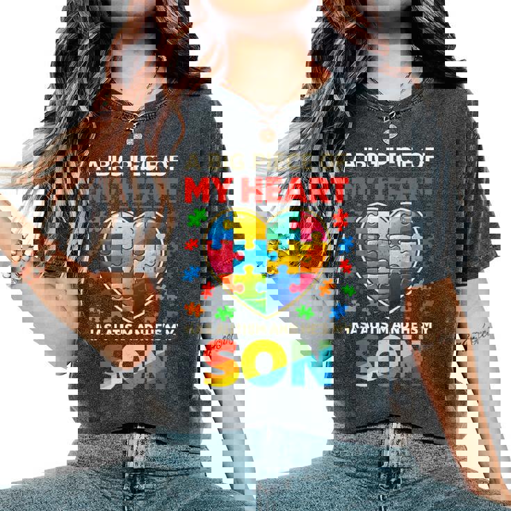 My Heart Has Autism Proud Autism Parent Dad Mom Autism Son Women's Oversized Comfort T-Shirt