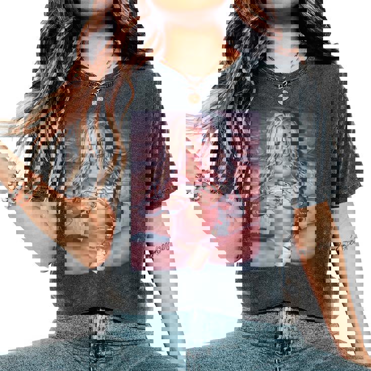 Hot Girl On ピストルを持つ少女 レディースオーバーサイズコンフォートTシャツ