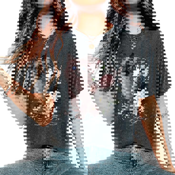 花とシャム猫、ヴィンテージ感、花柄シャム猫 レディースオーバーサイズコンフォートTシャツ