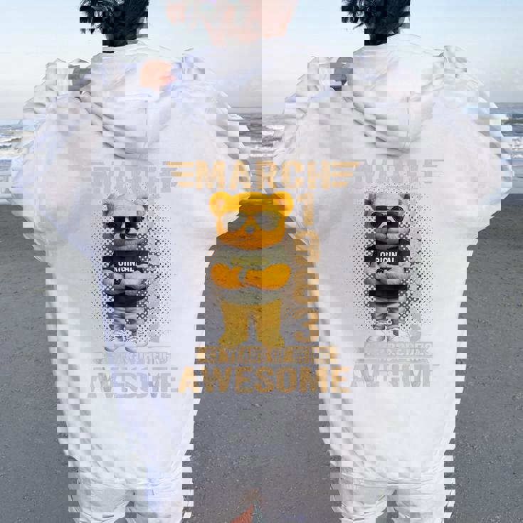 43歳 1983年3月 テディベア 43歳 誕生日 男性 女性 レディース オーバーサイズ パーカー バックプリント