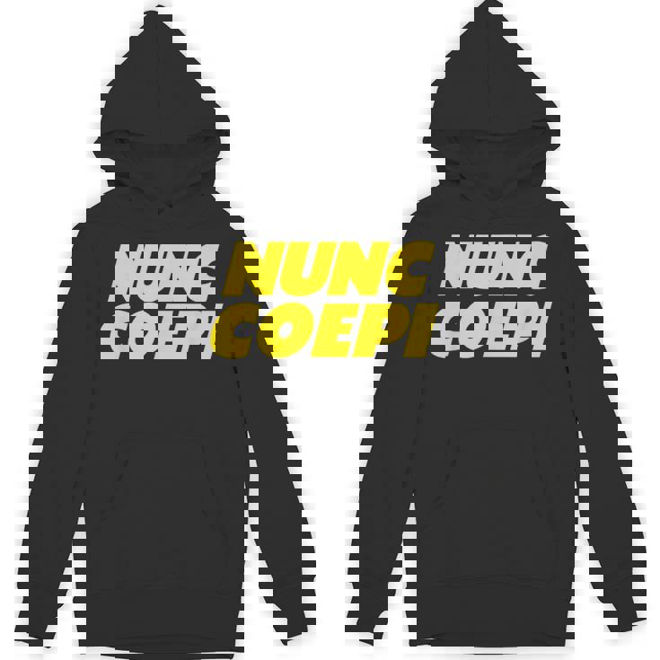 Nunc Coepi Now I Begin パーカー