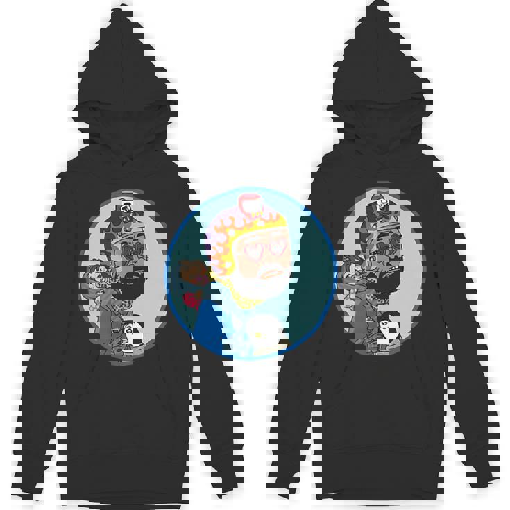 赤ちゃんをおんぶしたファンキー男 ハート型のサングラス ミニダルマ ヒゲ ファイヤーパターンのヘルメット パーカー