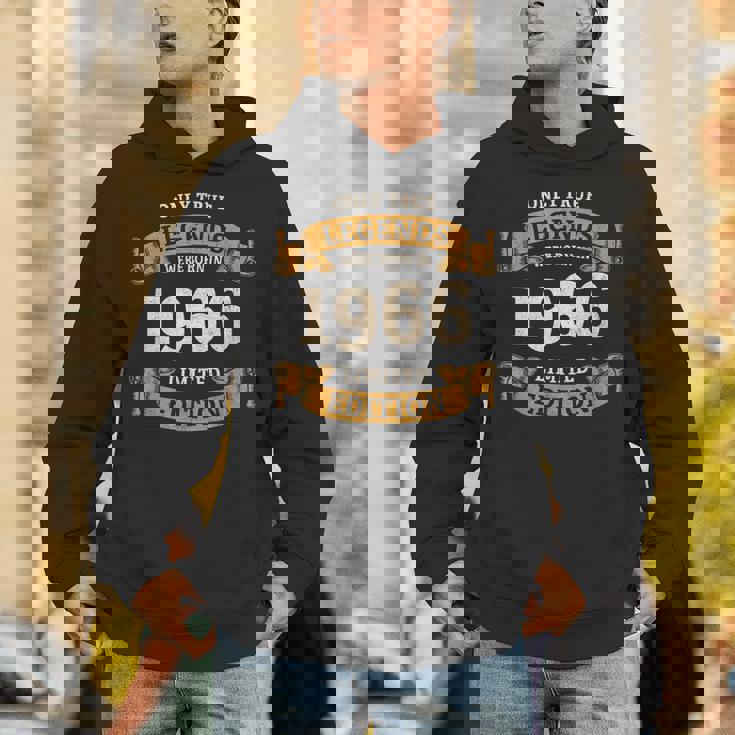 60歳の誕生日 還暦 真のレジェンドは1966年生まれ パーカー