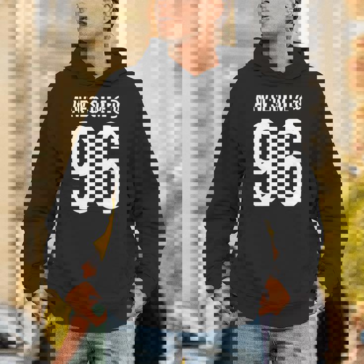 Awesome At 96 面白い96歳の誕生日のお祝いに 長袖tシャツ パーカー