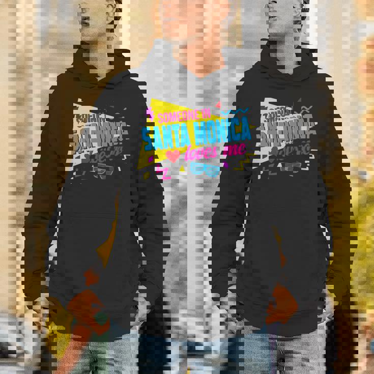 Someone Inanta Monica Loves Me 80S サンタモニカの誰かが私に80年代を愛しています 長袖tシャツ パーカー