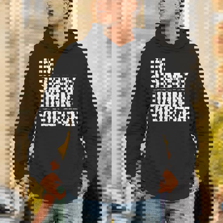 あなたの車を黙って判断してる面白いドライバーの名言 パーカー