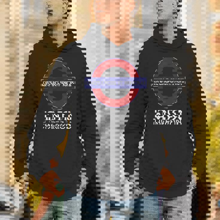 キングスクロス セントパンクラスロンドン地下鉄 パーカー