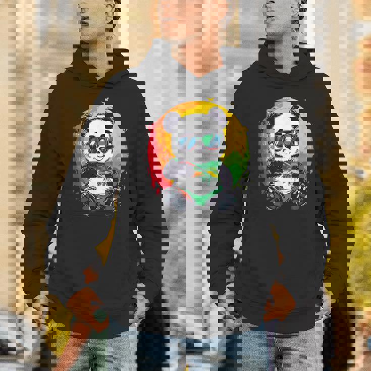 サングラス付きパンダ ラスタカラー パーカー