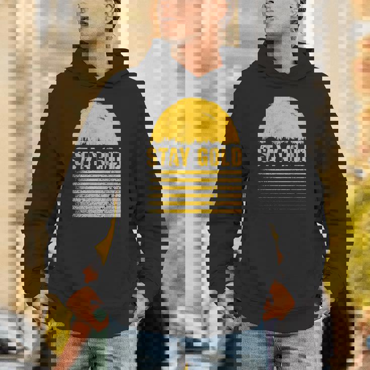 ステイゴールド 太陽 レトロ風 ストライプ 力強さ パーカー