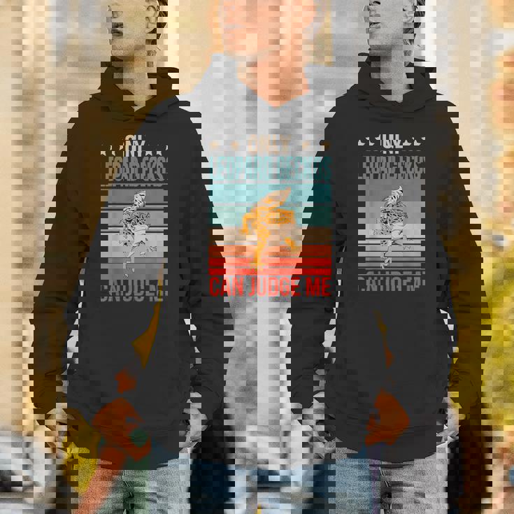 ヒョウモントカゲモドキは私を判断できる トカゲ 爬虫類 ヒョウモントカゲモドキ パーカー