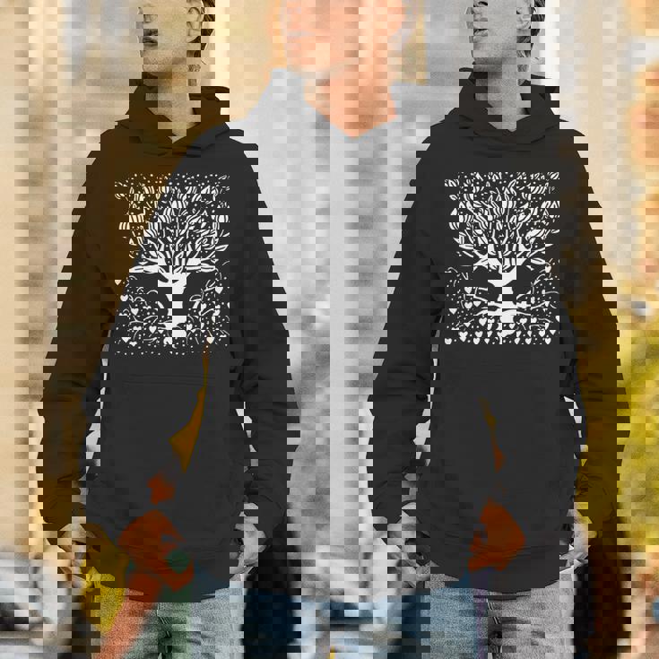 ビアズリーオーブリー作 マグノリアツリー 1895 長袖tシャツ パーカー