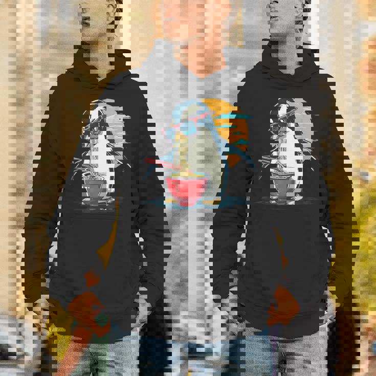 ペンギン食べる ラーメン サングラス アートワーク 和麺 パーカー