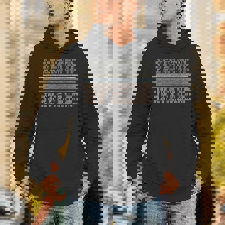 レトロ クイーンズタウン ニュージーランド パーカー