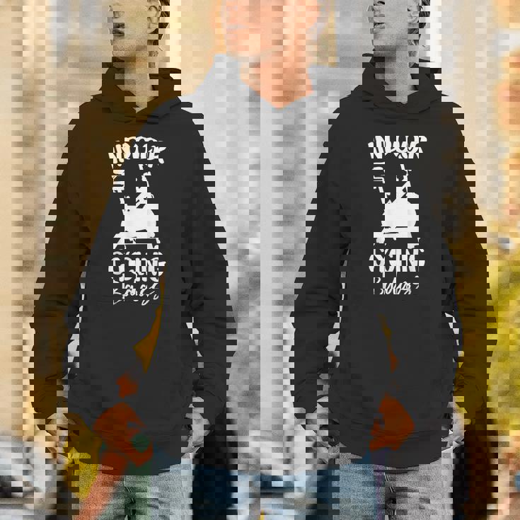 屋内 サイクリング スピンバイク 有酸素運動 ジム ワークアウト 面白い スピン クラス パーカー