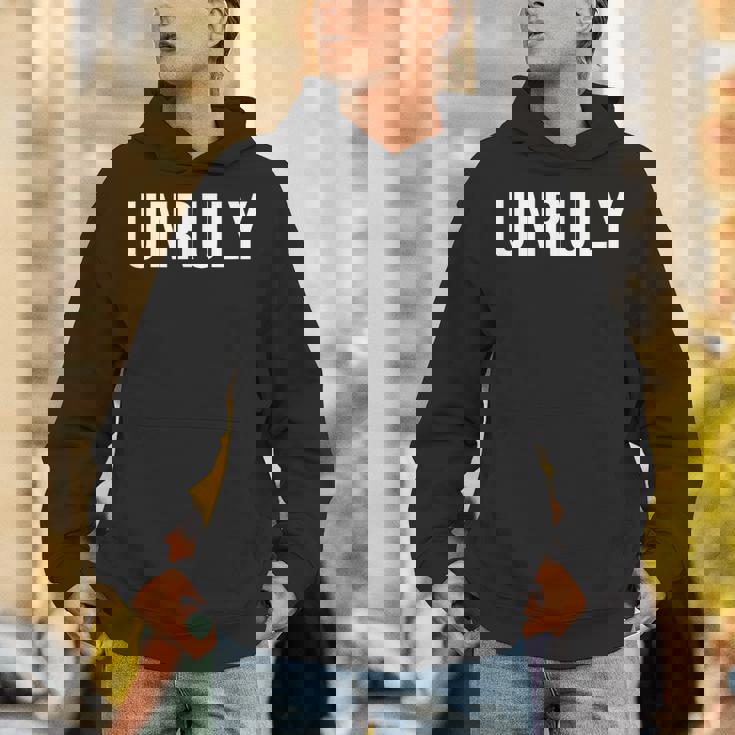 手に負えない パーカー