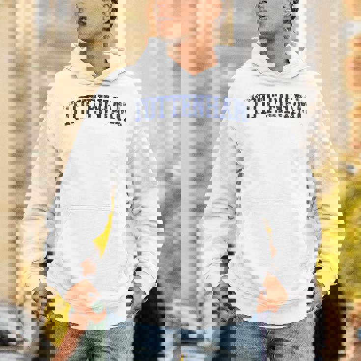 トッテナム N ロンドン スローバックデザイン ヴィンテージで着用されたクラシック パーカー