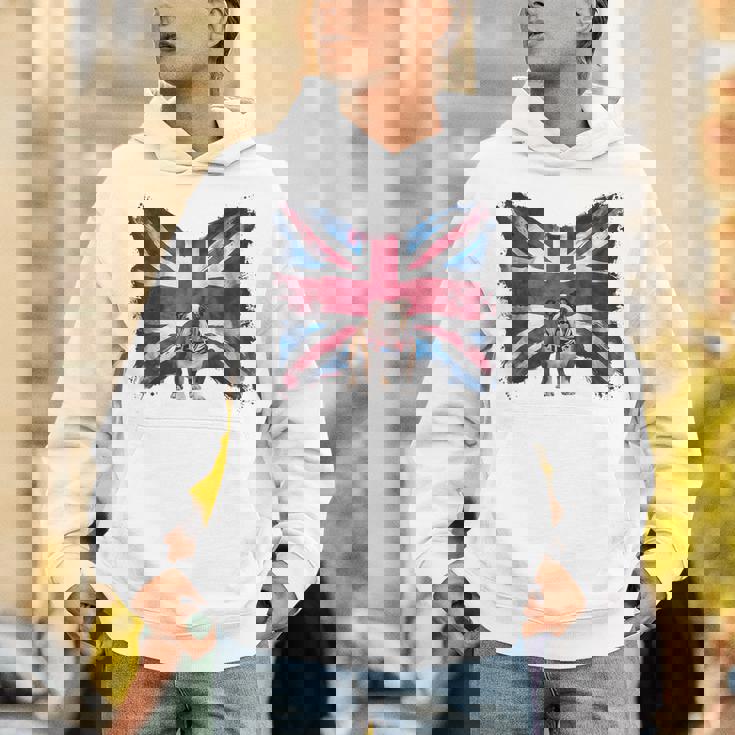 ユニオンジャックバンダナをかぶったブリティッシュブルドッグ、かわいい英国国旗。 パーカー