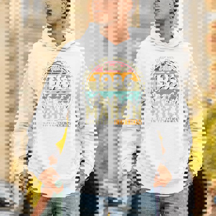 ヴィンテージカー 1986 年3月 40 歳の誕生日 1986 年のクラシックカー パーカー