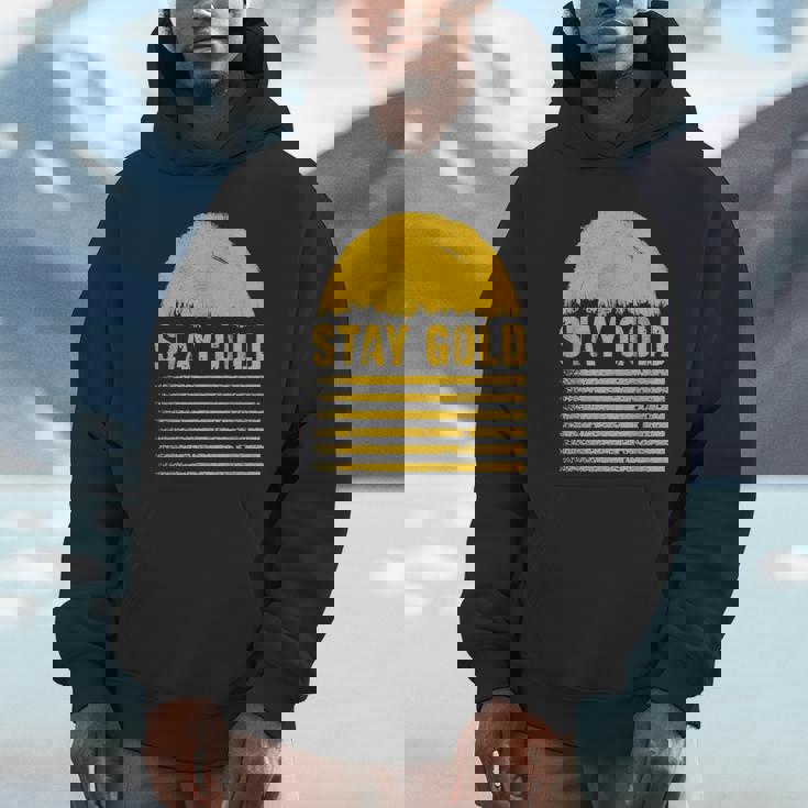 ステイゴールド 太陽 レトロ風 ストライプ 力強さ パーカー