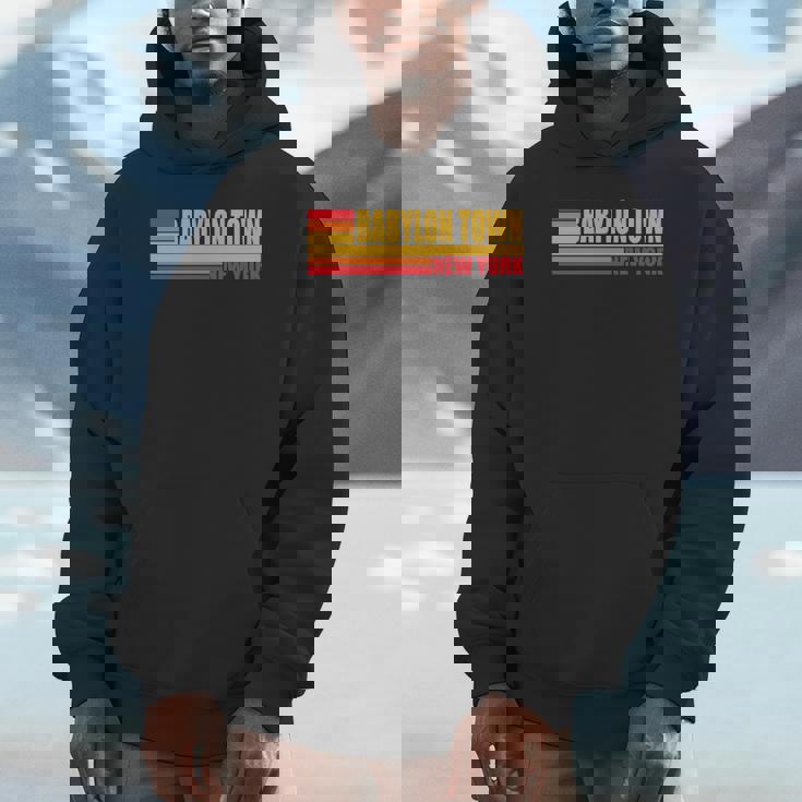 レッド レトロ ヴィンテージ バビロン タウン ニューヨーク州 Ny 長袖tシャツ パーカー