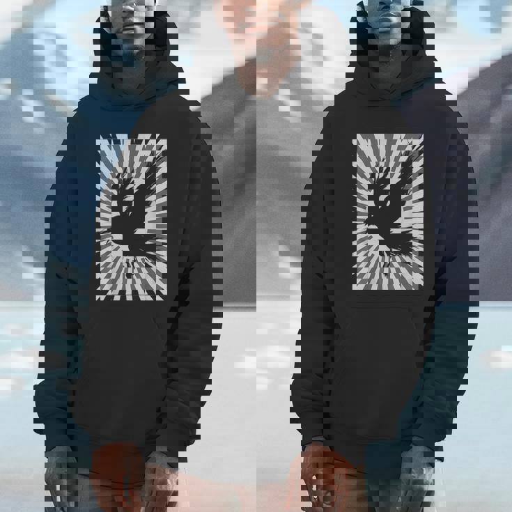 レトロなカラスの美学 日本の旭日旗 黒カラス パーカー