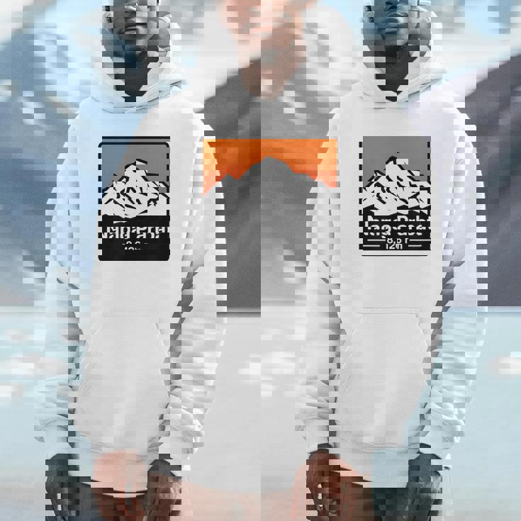 ナンガパルバット パーカー