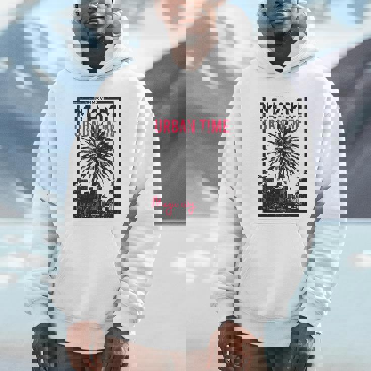 マイアミマジックシティビーチシャツ フロリダ愛好家向け 長袖tシャツ パーカー