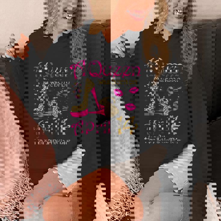 4月14日に女王が生まれた私にお誕生日おめでとう パーカー