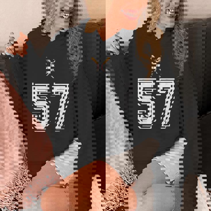 57 番 野球スタイル ヴィンテージホワイト パーカー