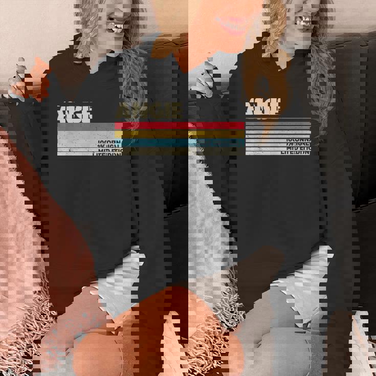 Angie パーソナライズ 名前 レトロ ヴィンテージ 70年代 80年代 90年代 誕生日 パーカー