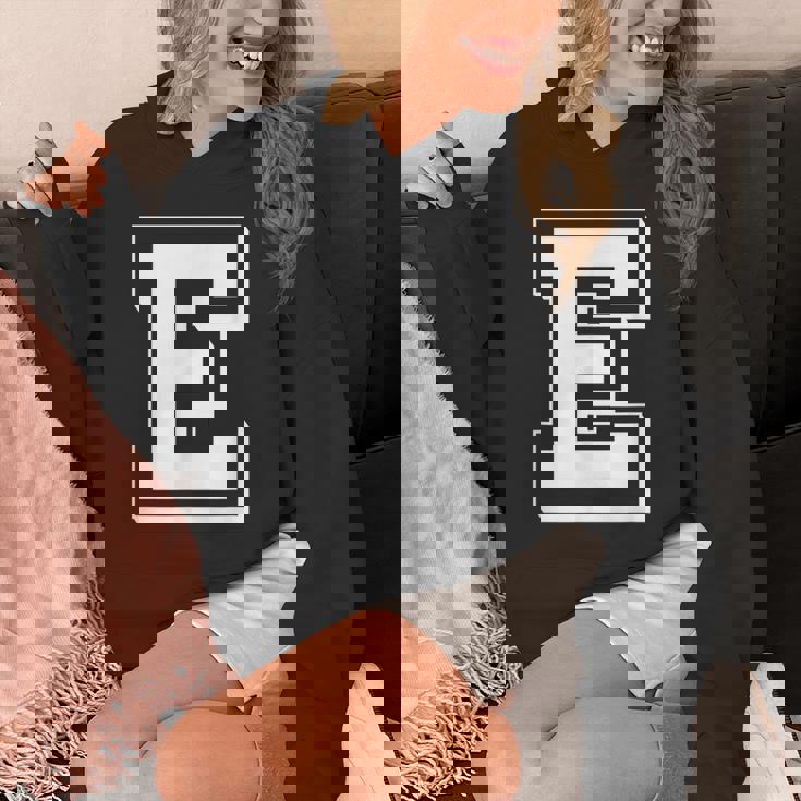 Best Friendshipseven Letters E From Friends パーカー