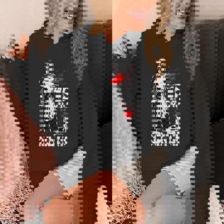 Tis But Acratch 面白い 中世の戦士 ユーモア 騎士 パーカー