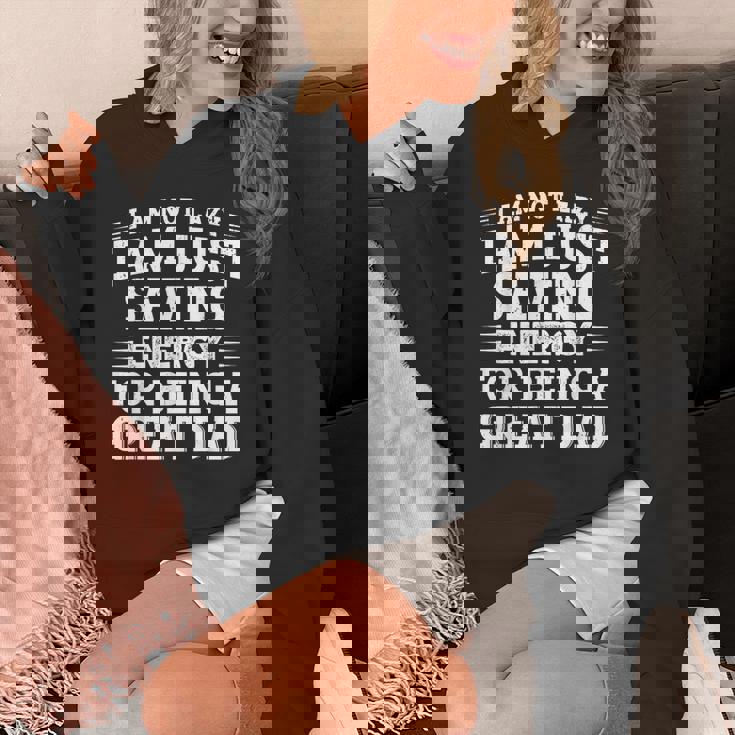 おかしな父の日「I Am Not Lazy I Am Justaving Energy」 パーカー