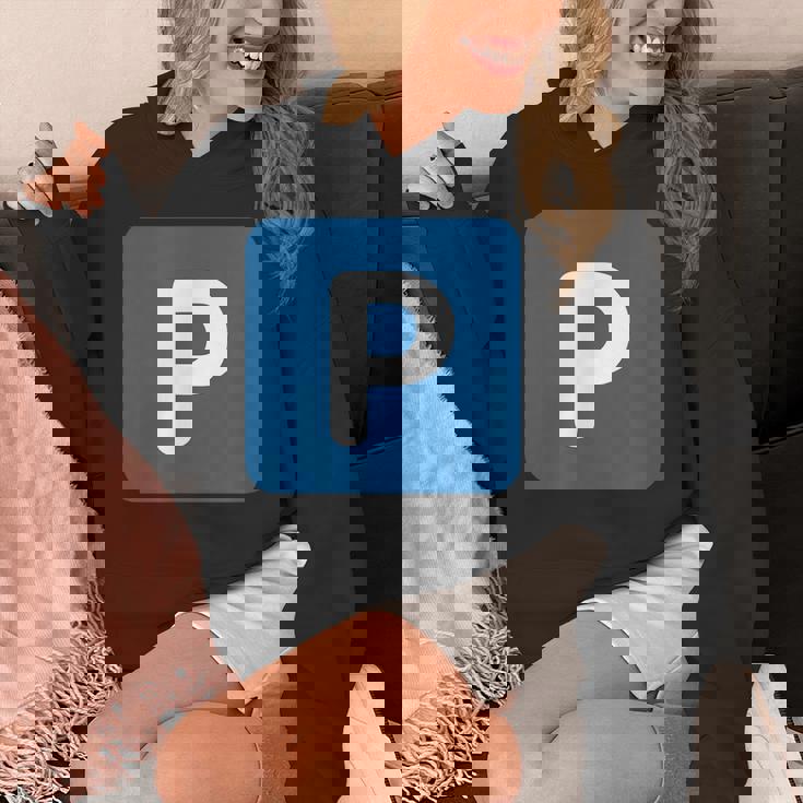 ぷしん P パーカー