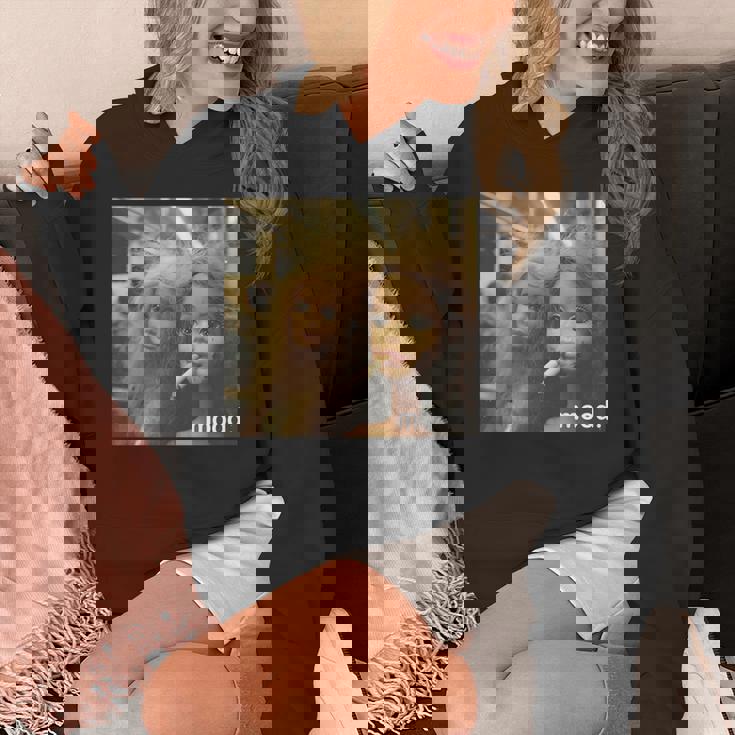 アンティーク調のドールフェイスミーム 長袖tシャツ パーカー