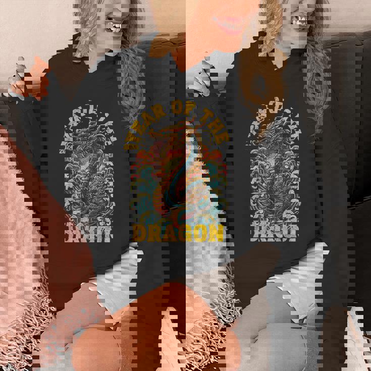 ドラゴンの年2024明けましておめでとうございます漢字 パーカー