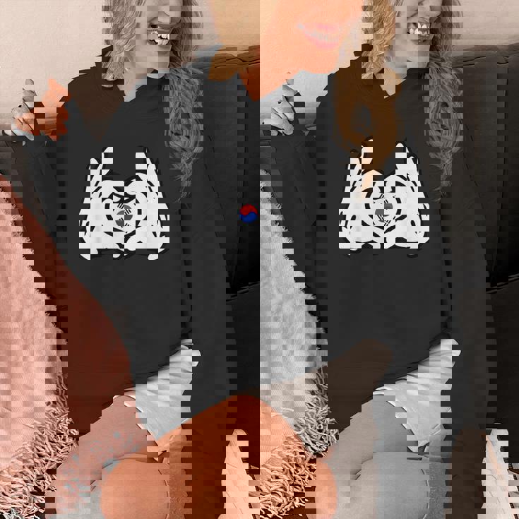 ハートを形作る漫画の手 韓国国旗 パーカー