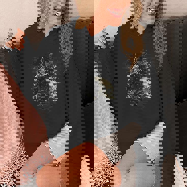 ブラックローズフラワーとスカルアート グランジスタイル 長袖tシャツ パーカー