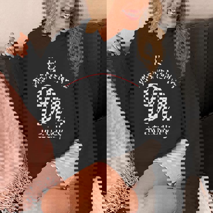 ミス・ミセス・ドクター、実はドクターへの感謝です 長袖tシャツ パーカー