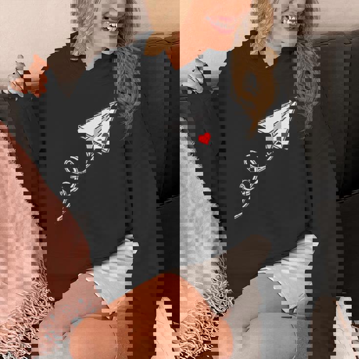 赤いハートの紙飛行機、紙飛行機のメッセージ パーカー