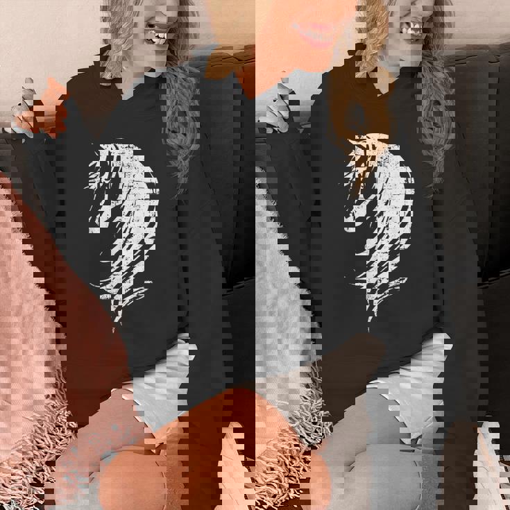 長い馬のたてがみを持つ美しい馬 パーカー