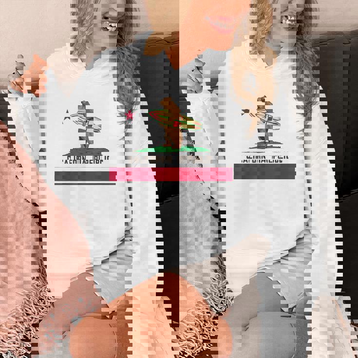 カリフォルニアシャツ、共和国旗カリフォルニアサーフィンベア パーカー