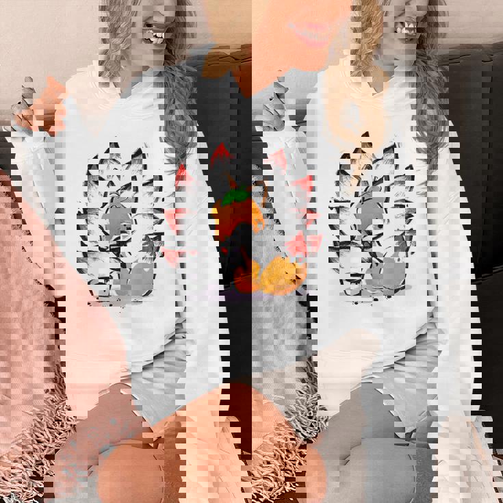 キタキツネ 狐 九尾 パーカー