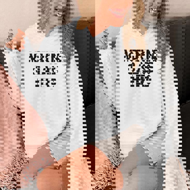 ジョン・ロック平和活動家が着用したワーキングクラスヒーロー。 パーカー