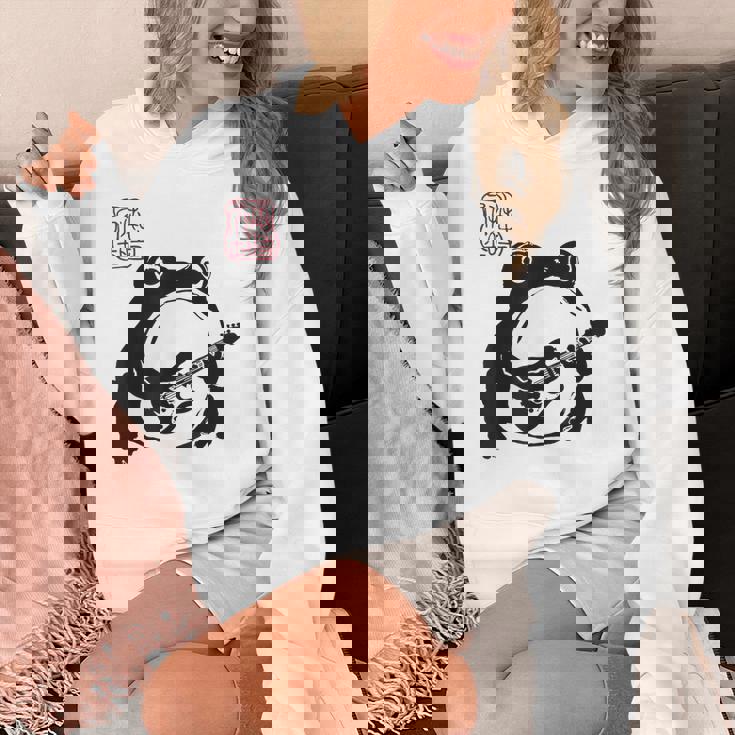 不機嫌そうなカエル 面白い ギター ロックミュージック アニメ 日本語 パーカー