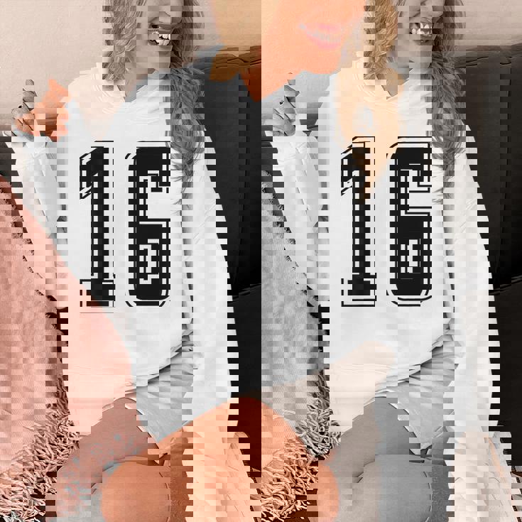 背番号 16 チーム短大スポーツ背番号付きユニフォーム パーカー