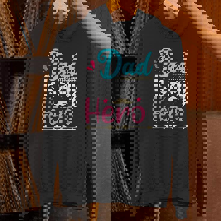 My Dad Is My Hero ギフト 父の日 クール キッズ シャツ メンズ レディース パーカー